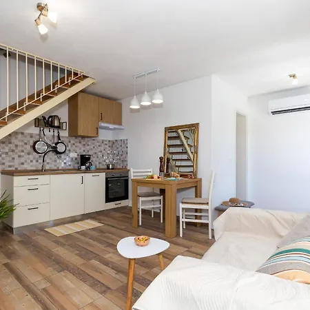 House Zaneta *