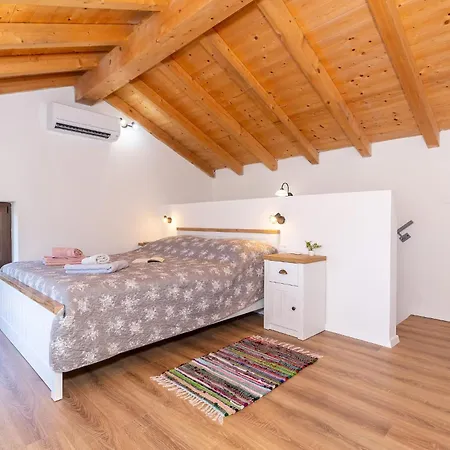 House Zaneta