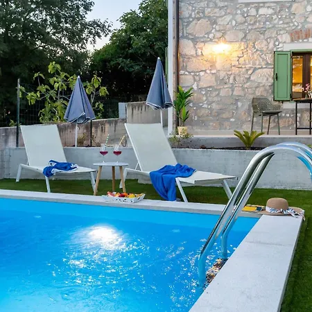 House Zaneta فيلة *